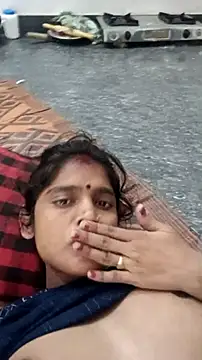 Guriya0076 online show from 3, 10, 2025