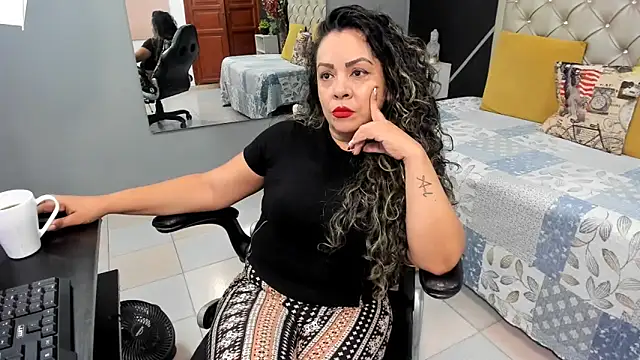 kris milff online show from 26, 9, 2025