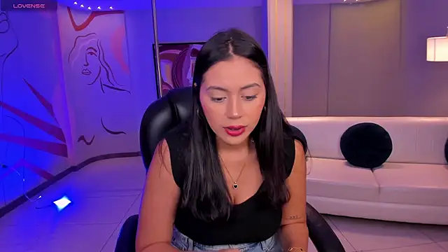 Snapshot of AmbarJames_ chatting on 20, 9, 2025 AmbarJames online show from 20, 9, 2025