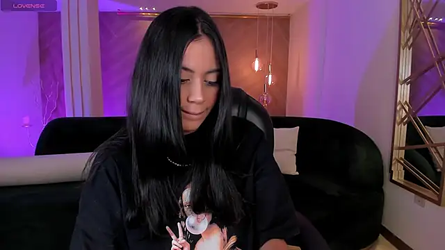 Snapshot of AmbarJames_ chatting on 16, 10, 2025 AmbarJames online show from 16, 10, 2025