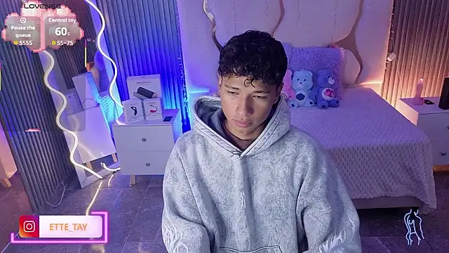 Snapshot of Ette_tay chatting on 3, 2, 2026 Ette tay online show from 3, 2, 2026