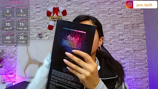 juno tay online show from 27, 11, 2025