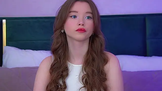 Snapshot of KeiraAsti chatting on 7, 6, 2026 KeiraAsti online show from 7, 6, 2026