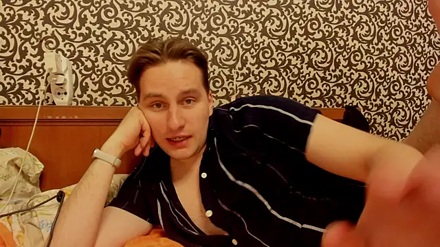 romiosabrino online show from 16, 4, 2026