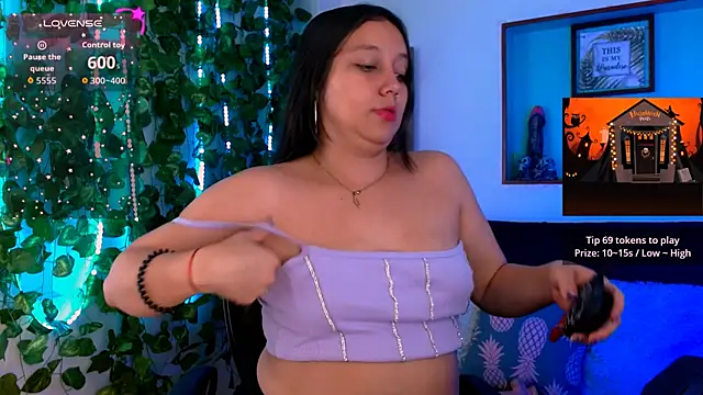 camila lewis online show from 9, 10, 2025