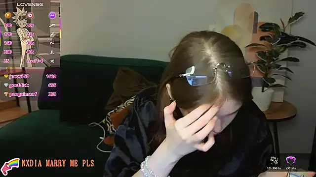 Dilara xBaby online show from 1, 3, 2026