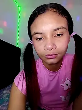 liz7skinny online show from 28, 3, 2026