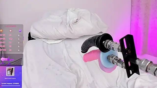 Snapshot of arynaughty20 chatting on 15, 11, 2025 arynaughty20 online show from 15, 11, 2025