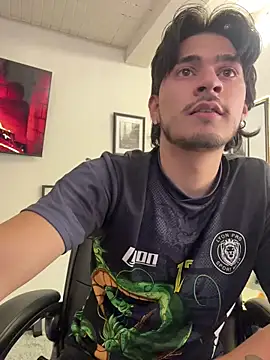 Snapshot of Elian_savoy chatting on 16, 10, 2025 Elian savoy online show from 16, 10, 2025