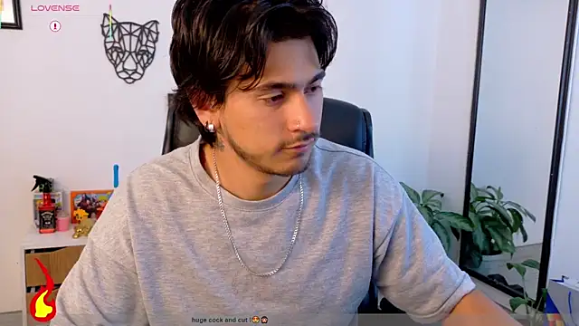 Snapshot of Elian_savoy chatting on 13, 2, 2026 Elian savoy online show from 13, 2, 2026