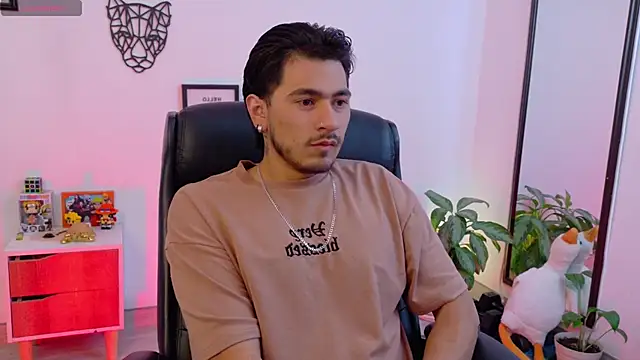 Snapshot of Elian_savoy chatting on 18, 2, 2026 Elian savoy online show from 18, 2, 2026