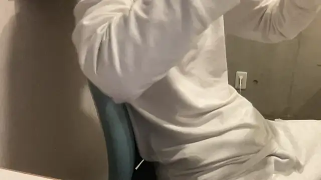 Snapshot of Lotus_boy chatting on 31, 10, 2025 Lotus boy online show from 31, 10, 2025