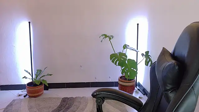 Sarasavage online show from 31, 3, 2026