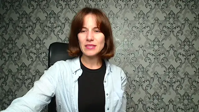 Kelly Kisss online show from 24, 10, 2025