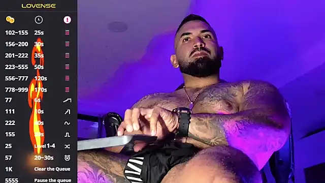 Snapshot of Max-prada chatting on 19, 6, 2026 Max-prada online show from 19, 6, 2026