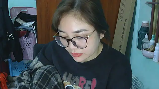 Uhem112 online show from 26, 11, 2025