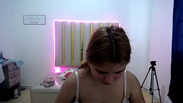 keilicita tonny 18 online show from 24, 9, 2025