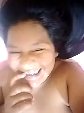 Snapshot of vea_m chatting on 11, 6, 2026 vea m online show from 11, 6, 2026