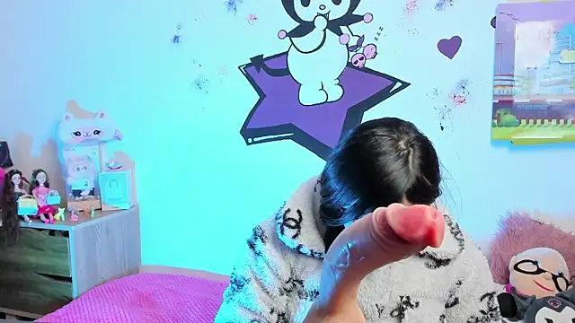 Alanaloiiss  online show from 16, 9, 2025