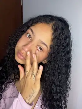 jadee8 online show from 5, 4, 2026