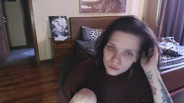 enchanting chloe online show from 22, 11, 2025