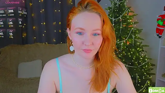 Snapshot of JoyceJones chatting on 20, 12, 2025 JoyceJones online show from 20, 12, 2025