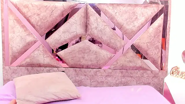 AnnieRamirez online show from 13, 11, 2025