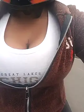 luluboobs9 online show from 3, 2, 2026