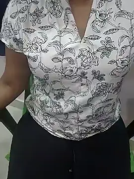 Snapshot of Anuforyou19 chatting on 15, 9, 2025 Anuforyou19 online show from 15, 9, 2025