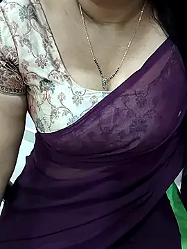 Snapshot of Anuforyou19 chatting on 21, 9, 2025 Anuforyou19 online show from 21, 9, 2025