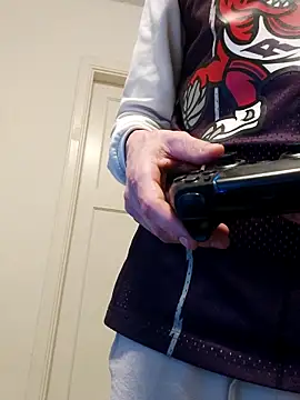 ijustwannafuckyou6969 online show from 12, 2, 2026