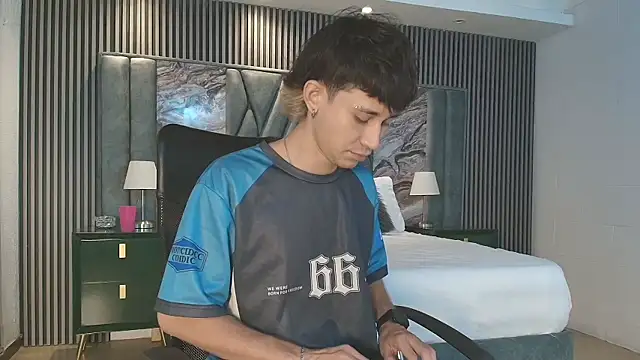 Snapshot of Michael_blue chatting on 10, 1, 2026 Michael blue online show from 10, 1, 2026