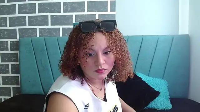 Yera carey online show from 15, 10, 2025