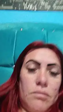 Snapshot of carolinhe_ chatting on 25, 11, 2025 carolinhe online show from 25, 11, 2025