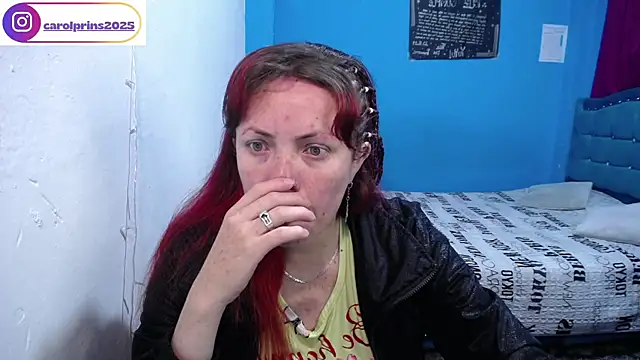 Snapshot of carolinhe_ chatting on 25, 3, 2026 carolinhe online show from 25, 3, 2026