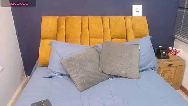 KendraaSimons online show from 12, 3, 2026