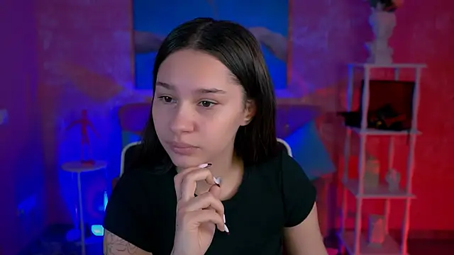 Snapshot of KimClarks_ chatting on 6, 10, 2025 KimClarks  online show from 6, 10, 2025