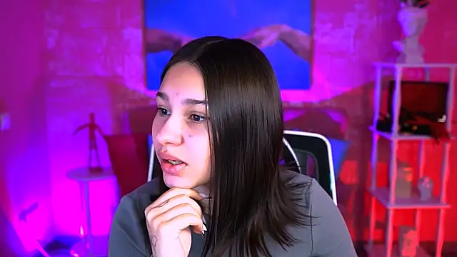 Snapshot of KimClarks_ chatting on 13, 10, 2025 KimClarks  online show from 13, 10, 2025