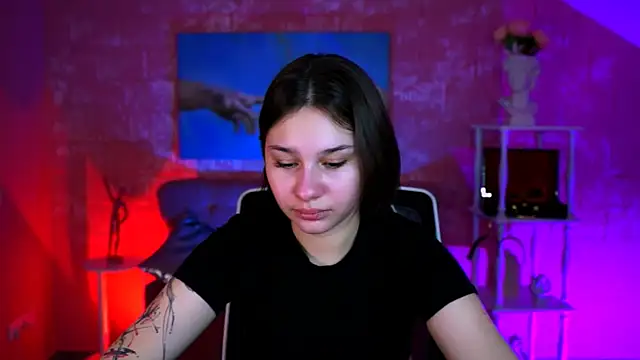 KimClarks  online show from 3, 4, 2026