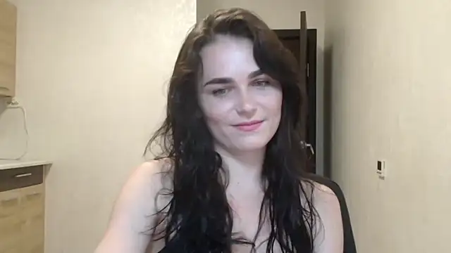 Silviaa a online show from 6, 11, 2025