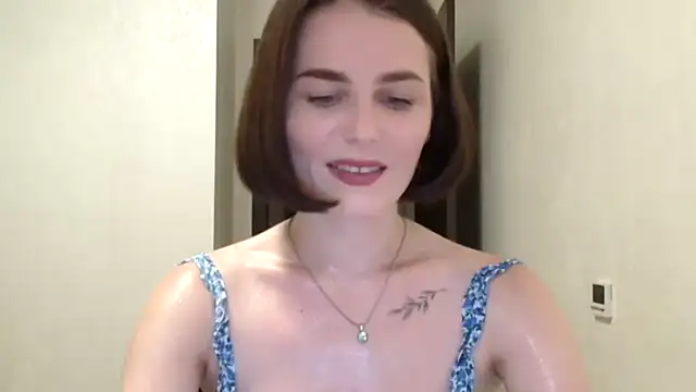 Snapshot of Silviaa_a chatting on 27, 6, 2026 Silviaa a online show from 27, 6, 2026