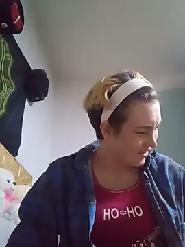 Snapshot of MoonIrene chatting on 27, 10, 2025 MoonIrene online show from 27, 10, 2025