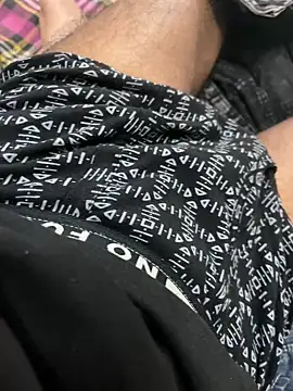 Snapshot of zack6x chatting on 16, 11, 2025 zack6x online show from 16, 11, 2025