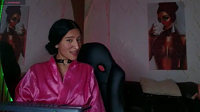 Scaarlettfox online show from 10, 11, 2025