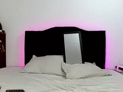 x isabella x online show from 7, 11, 2025