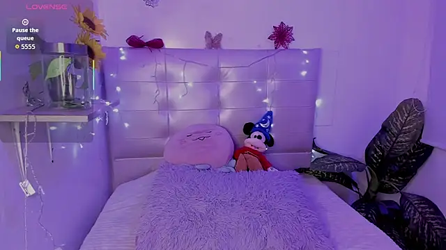 Anna Blade  online show from 17, 1, 2026