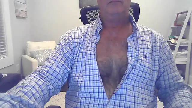 Snapshot of cyclone1212 chatting on 18, 6, 2026 cyclone1212 online show from 18, 6, 2026
