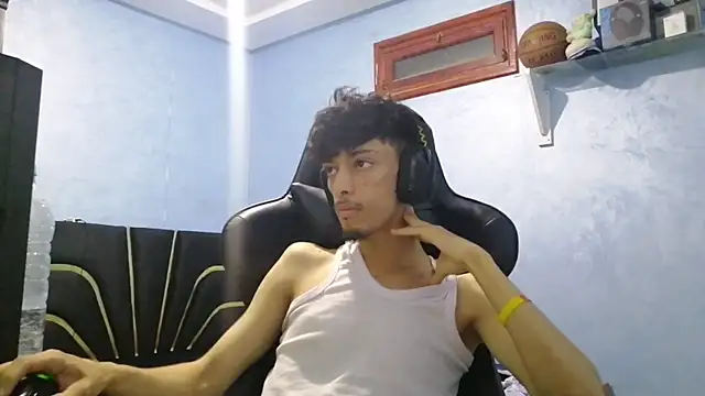 Snapshot of Dark_DesireX chatting on 8, 10, 2025 Dark DesireX online show from 8, 10, 2025