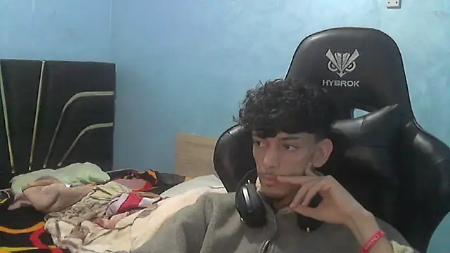 Snapshot of Dark_DesireX chatting on 12, 10, 2025 Dark DesireX online show from 12, 10, 2025