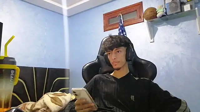 Snapshot of Dark_DesireX chatting on 17, 10, 2025 Dark DesireX online show from 17, 10, 2025